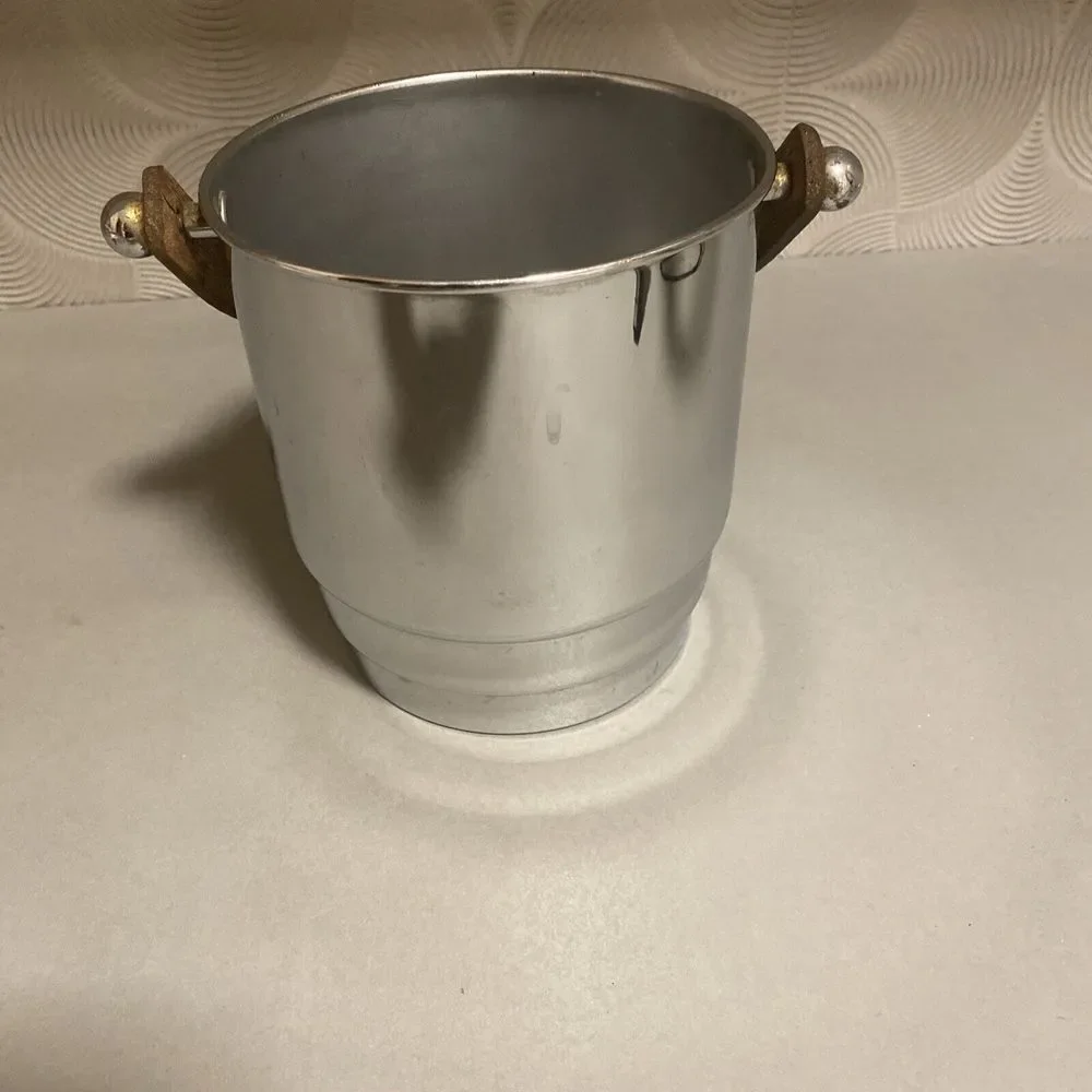 Vintage Manning Bowman Chrome Ice Bucket Wood Handle Meriden‎ Conn. U.S.A.